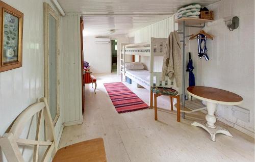 2 Bedroom Cozy Home In Sösdala (2 Bedroom Cozy Home In Sosdala) in Linderöd
