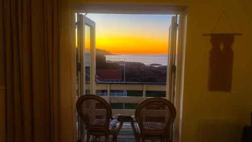 المرافق, Sea Views Cliffs 50 M From The Sea In Sandvig in ألينجى