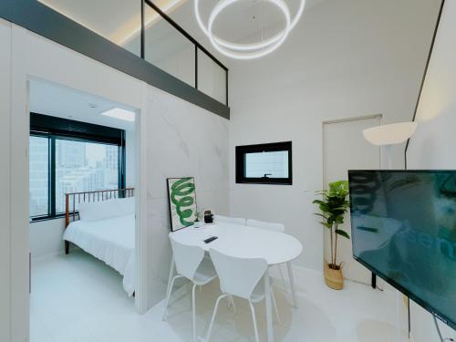 STAY SEOUL FLOW Near Children's Grand Park and Seongsu, Seoul