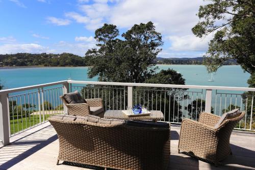 شرفة/ تراس, The Sanctuary- Stay Waiheke in جزيرة وايهيك