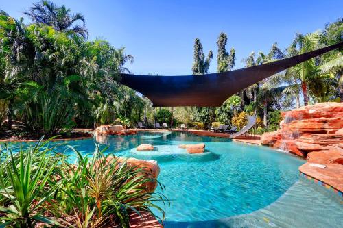 Habitat Resort — hotel in 225 Port Drive, Minyirr AU, 6725