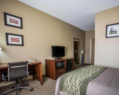 Comfort Inn Morris I-80 - image 35
