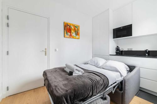 Studio cosy metro pereire paris 17 - 2P