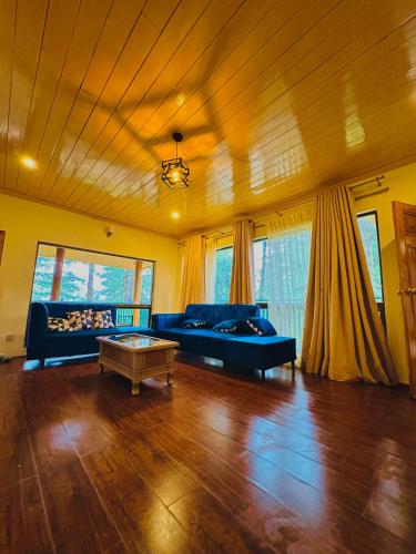 Vine Wood Cottage in Dunga Gali