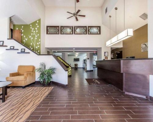 Austinburg Hotel By IHG in Austinburg (OH)