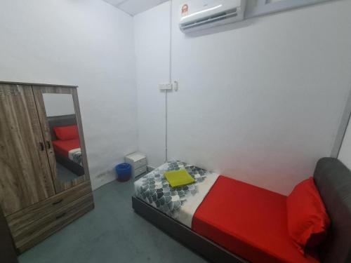 SPD Backpackers in Port Dickson