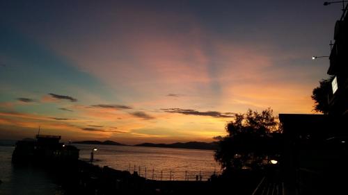 Pandangan, Man Lai Wah Resort in Pulau Lamma