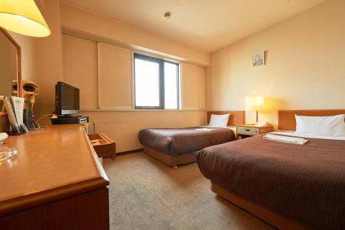 2 twin beds