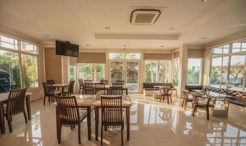 Sweet Home Resort in Sing Buri