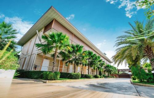 Sweet Home Resort in Sing Buri