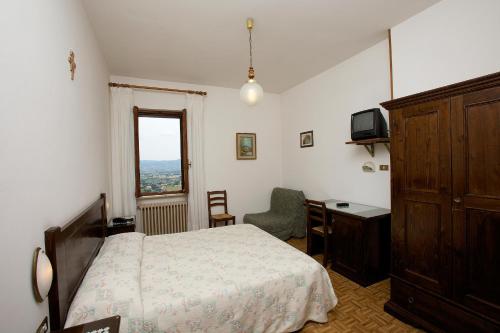 1 queen bed