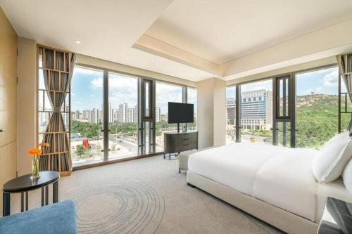 Qingdao Haitian Financial Center Hotel in Laoshan