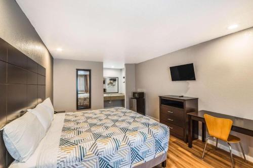 Motel 6 Dallas, TX – Dallas, TX