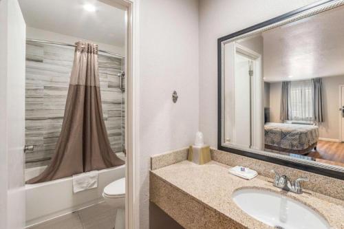 Motel 6 Dallas, TX – Dallas, TX