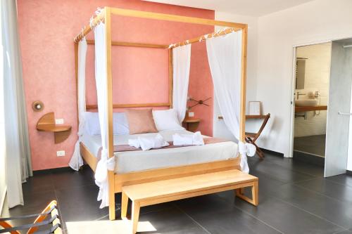 TAGA Rooms