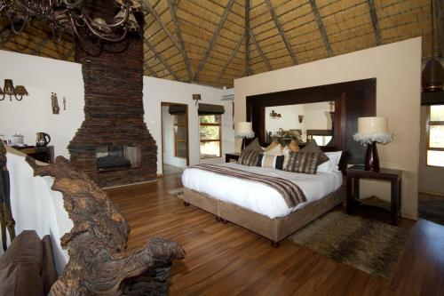 Umzolozolo Private Safari Lodge & Spa