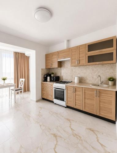 ATLANT luxury Big Family Five Apart - ТЦ ДЕПОТ in Chernivtsi
