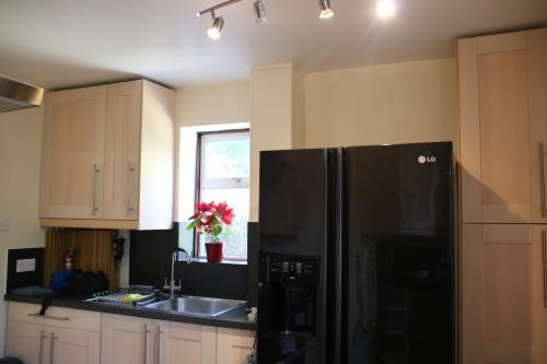 Lilac Bicester-Oxford quiet 3 bedroom house with private parking in Caversfield