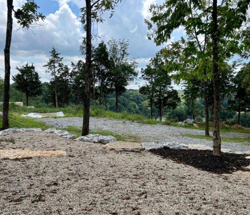 Impressie Tube Vacation Rental with Fire Pit in Danville, Kentucky in 亞特奇森 (KY)