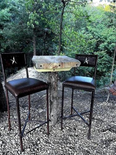 Unique Treehouse on Working Farm in Texas, Perfect for Rustic Weekends in Nature in Muenster (TX)