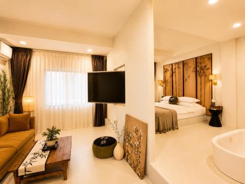 room detail thumbnail 1