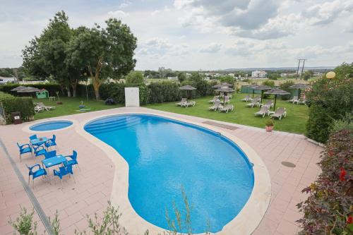 Swimming pool, Casa Do Vale Hotel by Umbral in Evora
