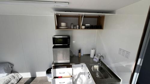 Apple Iphone Inspired Glamping Pod in Klamath, CA in Klamath (CA)