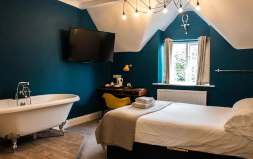 Jacobean Hotel