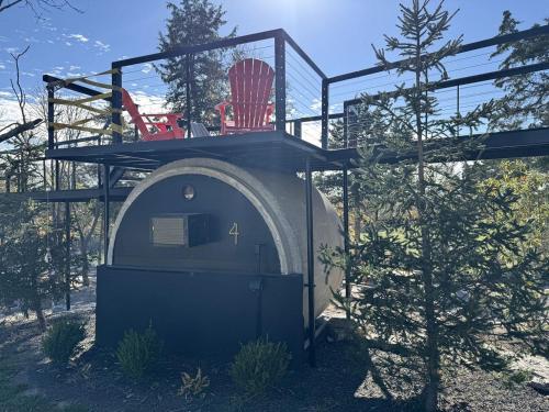 Peaceful Tube Vacation Rental with Fire Pit in Danville, Kentucky in Danville (Kentucky)
