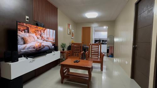 Welcome Home, whole 2 bedroom unit - VCDU Riverview, Mabini Plains in Cabadbaran