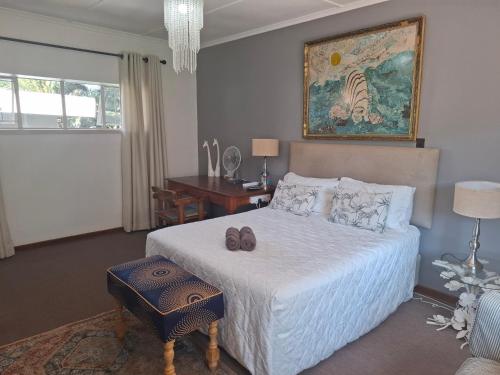 Burnham Road Suite Guest House in บูลาวาโย