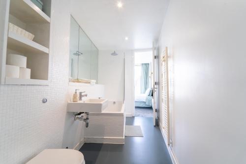 THE OLIVE SUITE At The Rotunda, Birmingham (photo 9)