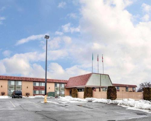 Quality Inn & Suites Okanogan - Omak