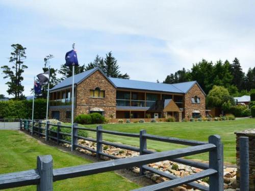 . Amuri House Boutique Motel