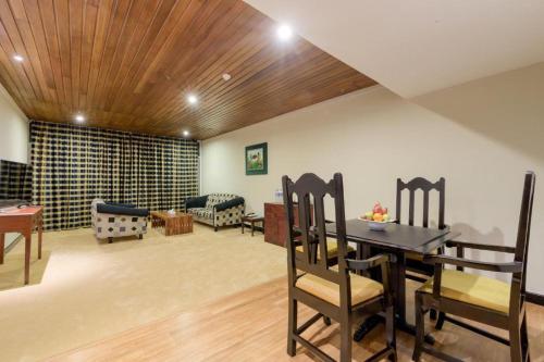 Hunasfalls Hotel in Wattegama