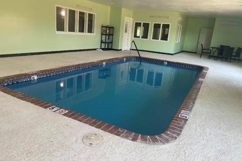 Americas Best Value Inn and Suites - Abilene Mall - image 20