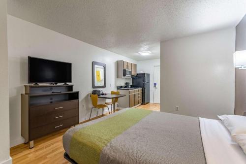 Studio 6 Dallas, TX – Dallas, TX