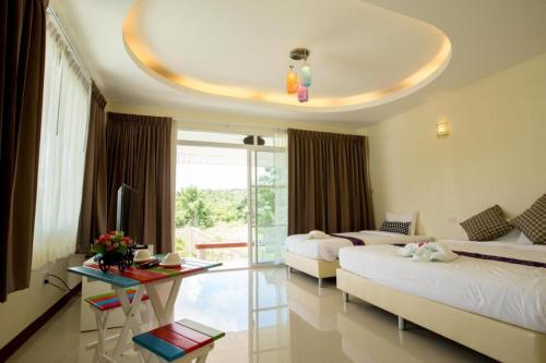 Baan Rabeang Mok – khách sạn tại Ban Kha