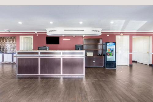 OYO Hotel Tulsa N Sheridan Rd & Airport – Tulsa, OK