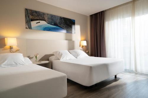 Helios Benidorm Room Type - Double or Twin Room (2 Adults + 1 Child)