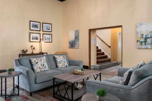 The Sonora Inn in Sonora (CA)