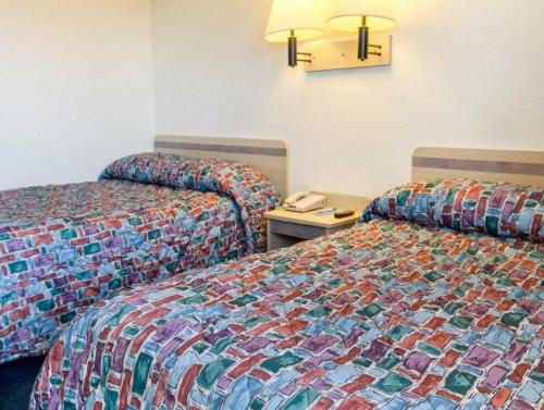 Loyalty Inn - main image