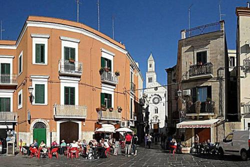 Surrounding environment, La Piu Bella in Old Town in Bari