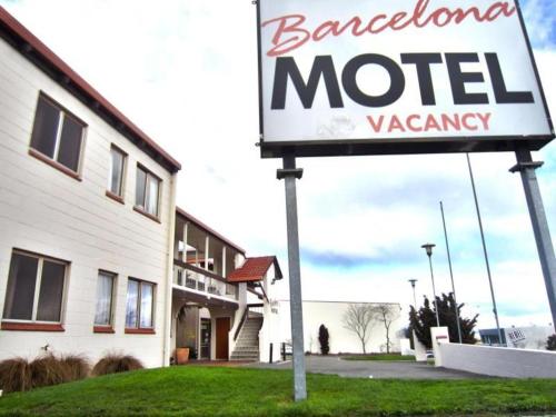 Barcelona Motel - image 4