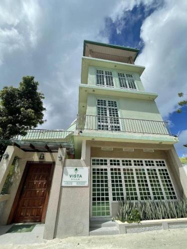 . Vista Villa