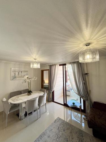 Seafront Luxury Apartment