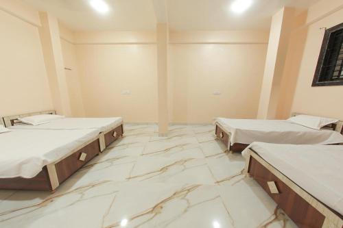  négyzetméteres, 1 hálószobás  1 fürdőszobával Mhow területén (Tulsi Leela - Home Stay) in Mhow