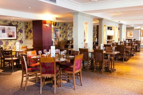 Premier Inn London County Hall in Buckhurst Hill