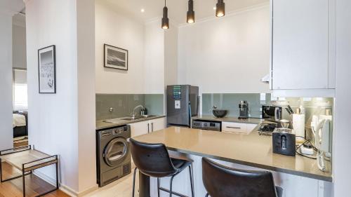Surfers Corner Luxury Penthouse Room Type - Two-Bedroom Apartment