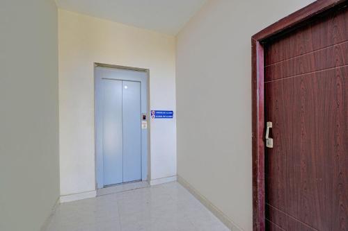 Via Silver Suites – Hyderabad, IA